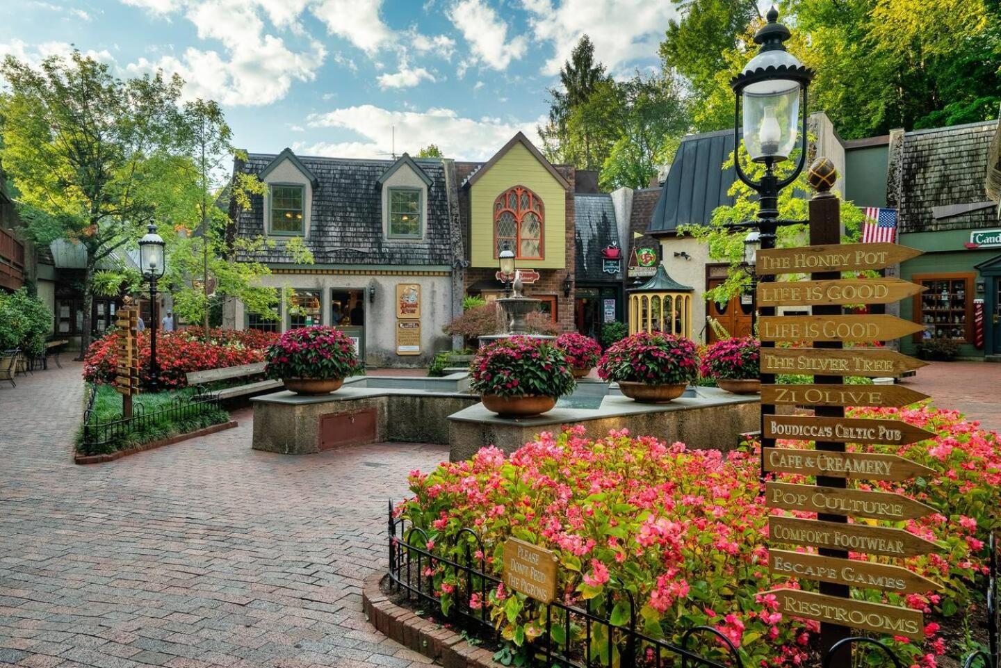 5Br Smoky Cabin Hot Tub, Games, 1 Mi To Parkway Pigeon Forge Exterior foto