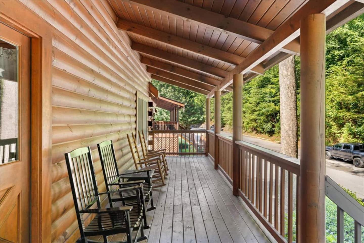 5Br Smoky Cabin Hot Tub, Games, 1 Mi To Parkway Pigeon Forge Exterior foto
